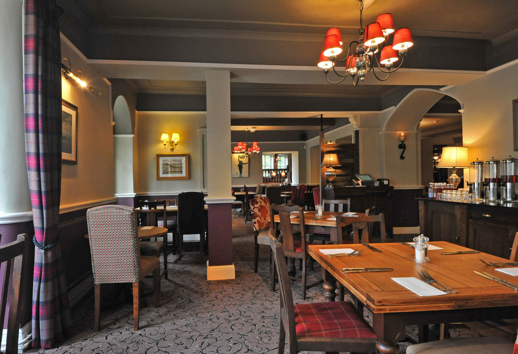 Royal George Hotel By Greene King Inns Birdlip Restauracja zdjęcie