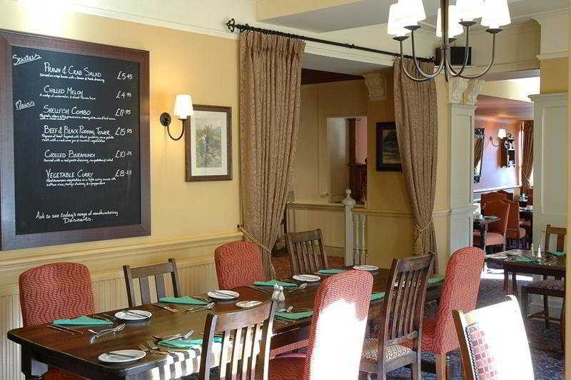 Royal George Hotel By Greene King Inns Birdlip Zewnętrze zdjęcie